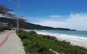 Apartamento 60 Metros do Mar